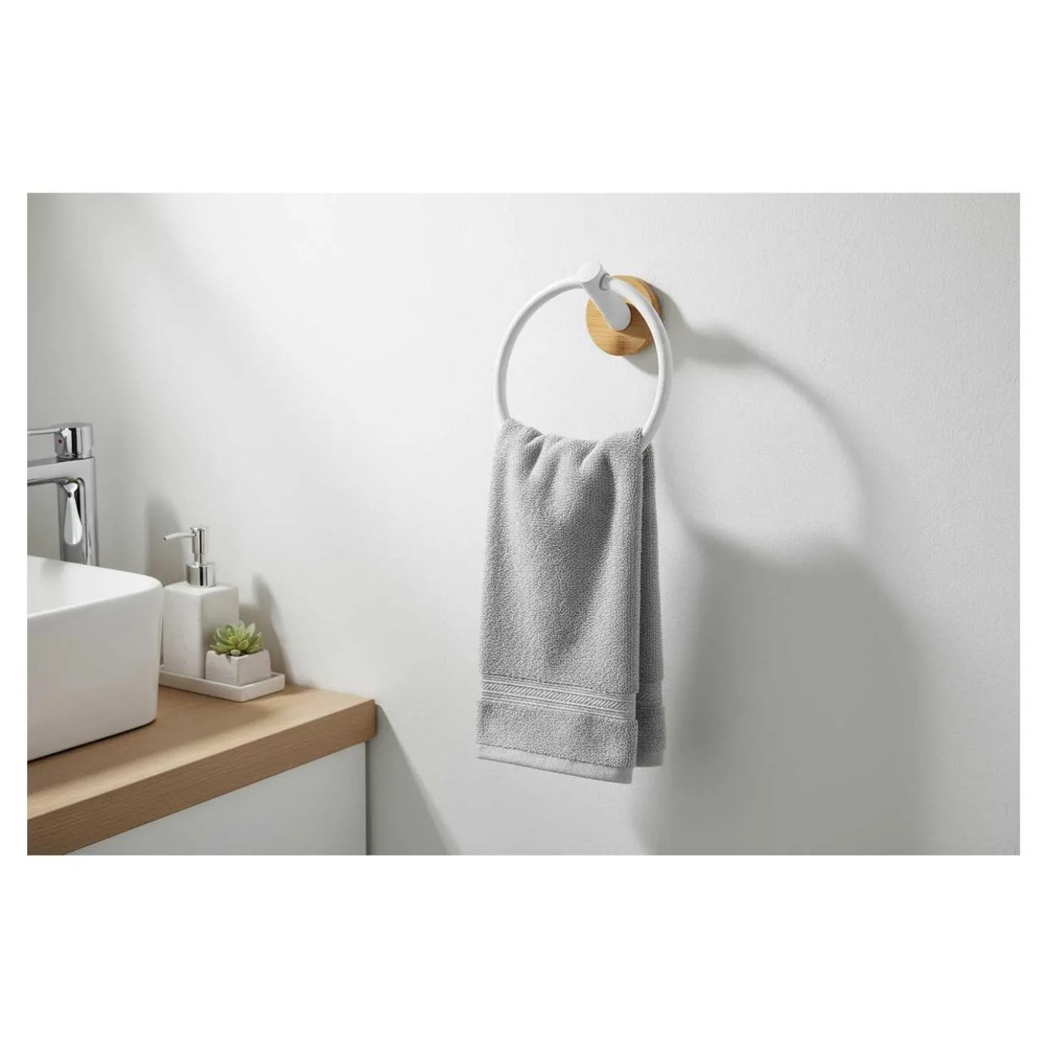 novooo Handtuchhalter Bambus selbstk, weiß
